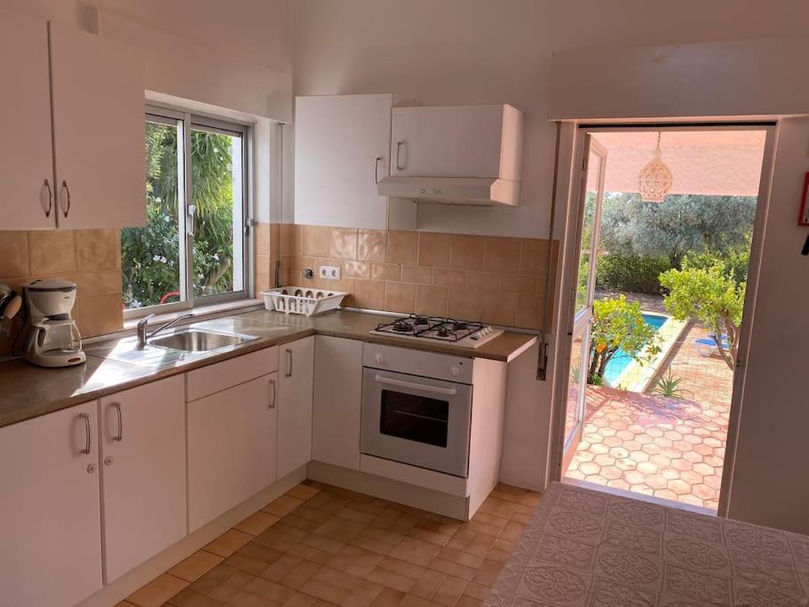Beautiful Private With Pool, Boliqueime, Loule Villa *